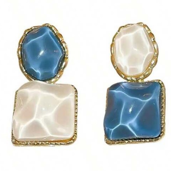 Pearlized Stone drop earrings - Picture 1 of 1